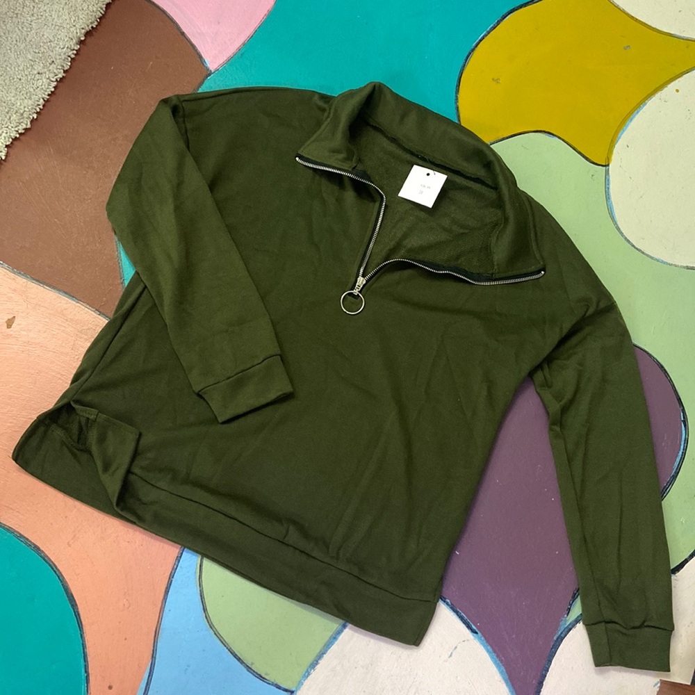 Ladies Pullover NWT, Olive, 1/2 zip, split waistband